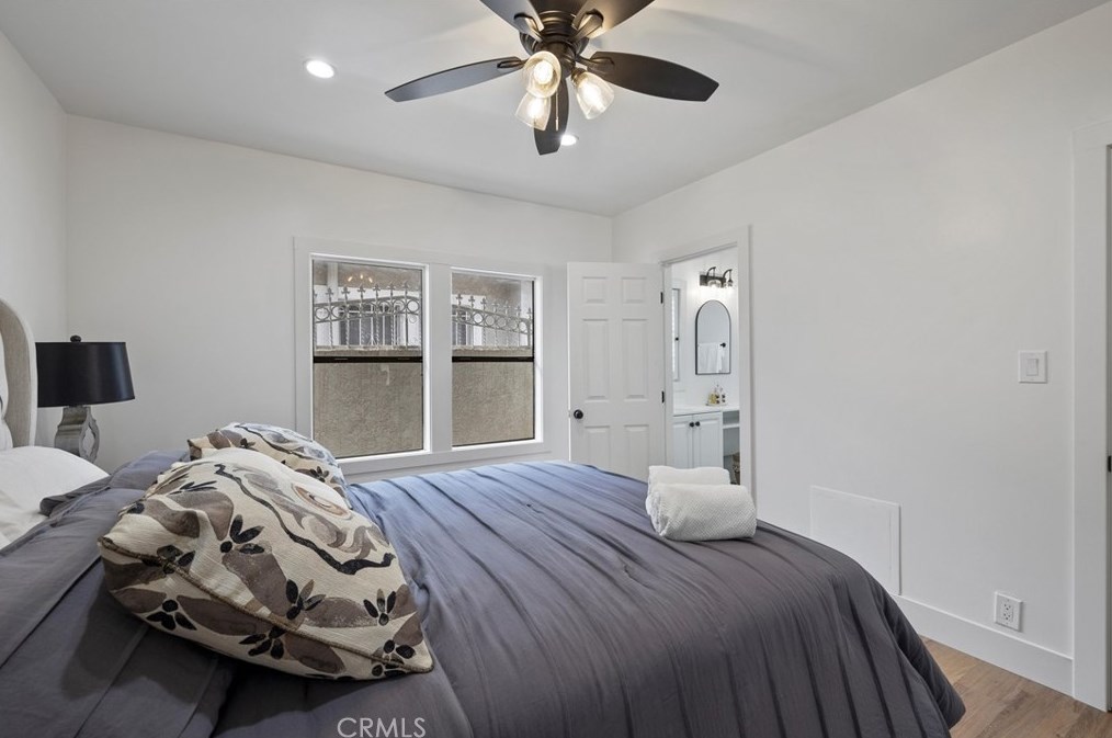 5415 8th Ave, Los Angeles CA  90043-2517 exterior