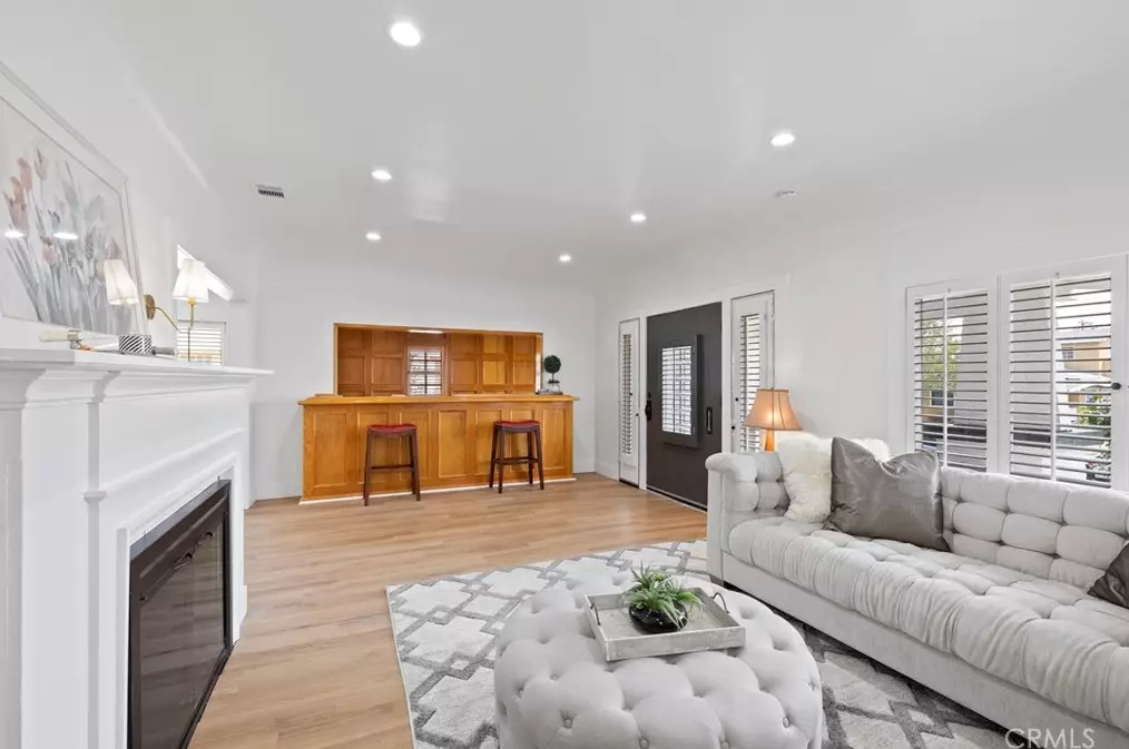 5415 8th Ave, Los Angeles CA  90043-2517 exterior