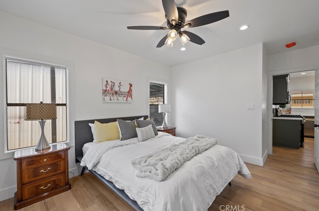 5415 8th Ave, Los Angeles CA  90043-2517 exterior