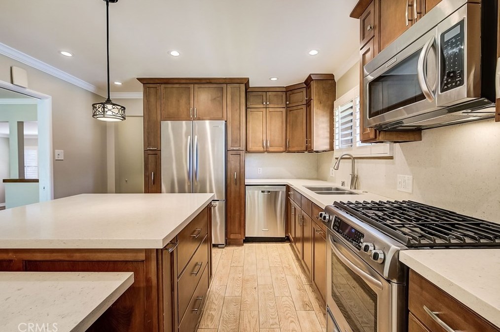 630 California St, El Segundo CA 90245-3215 exterior