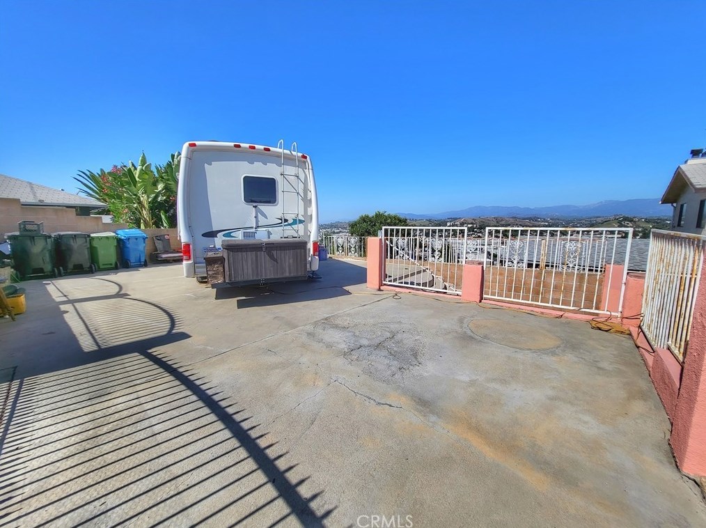 3976 Dwiggins St, Los Angeles CA  90063-1716 exterior
