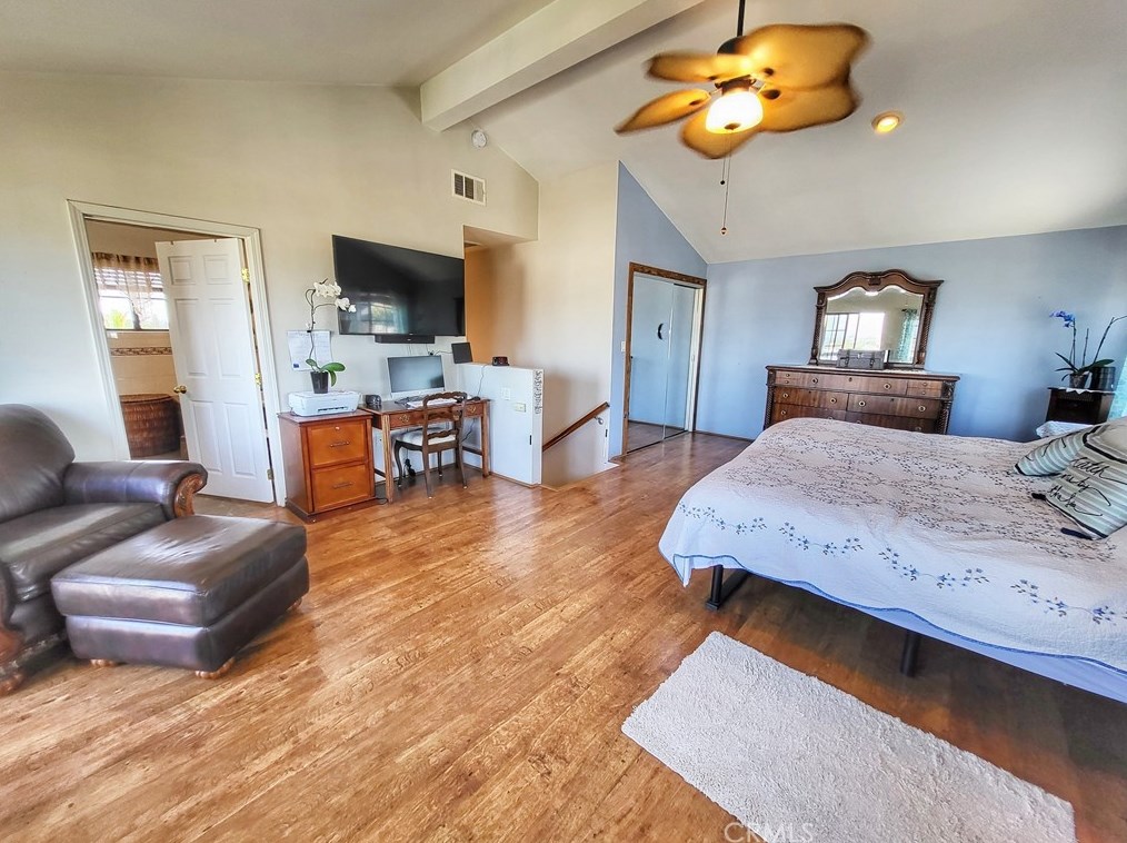 3976 Dwiggins St, Los Angeles CA  90063-1716 exterior
