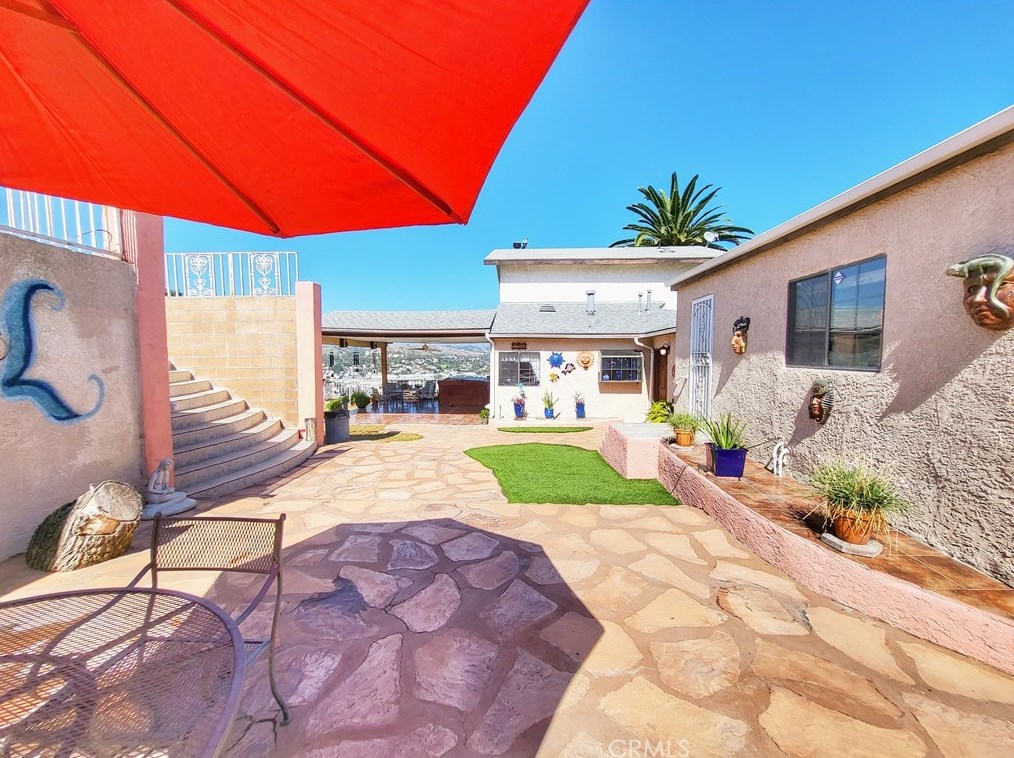 3976 Dwiggins St, Los Angeles CA  90063-1716 exterior