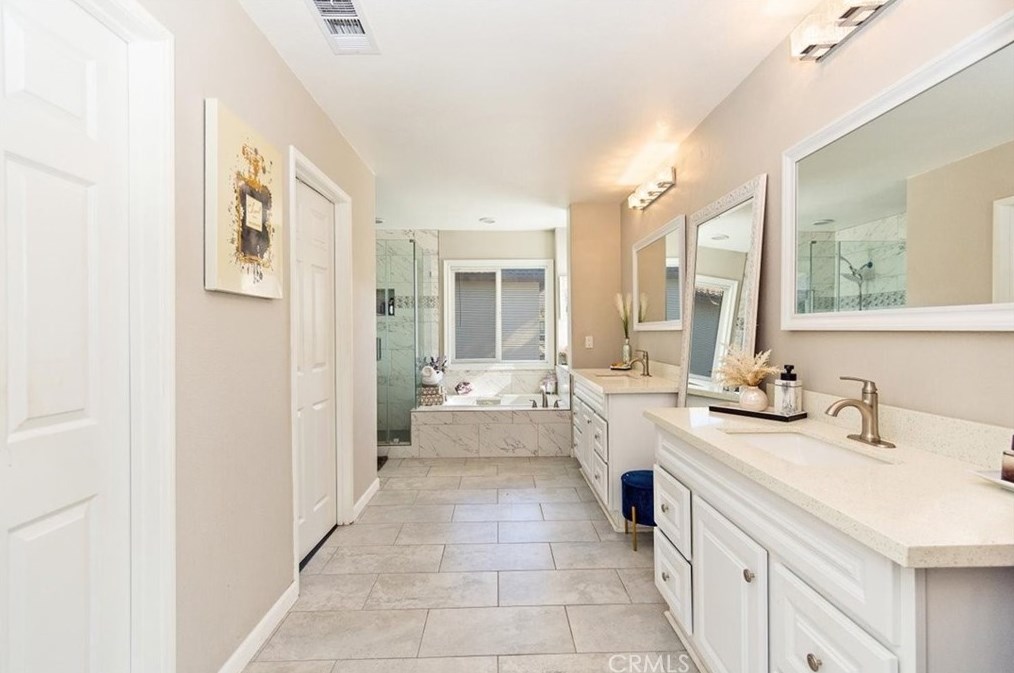 27655 Gladstone Dr, Moreno Valley CA  92555-5828 exterior