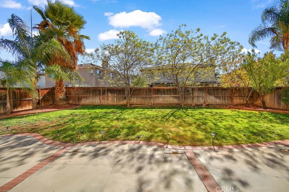 27655 Gladstone Dr, Moreno Valley CA  92555-5828 exterior