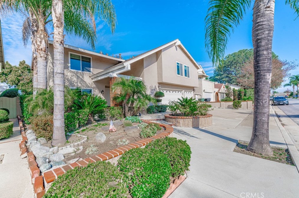 6147 James Alan St, Cypress CA  90630-3929 exterior