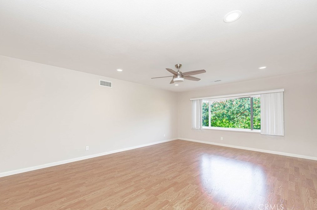 6147 James Alan St, Cypress CA  90630-3929 exterior