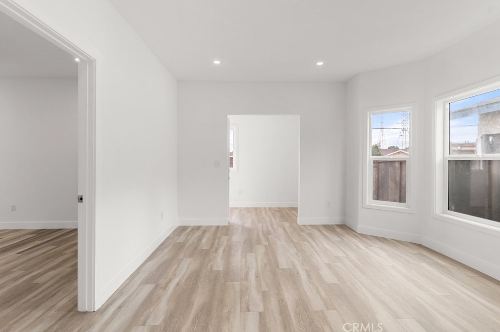 8917 Bandera St, Los Angeles CA  90002-1413 exterior