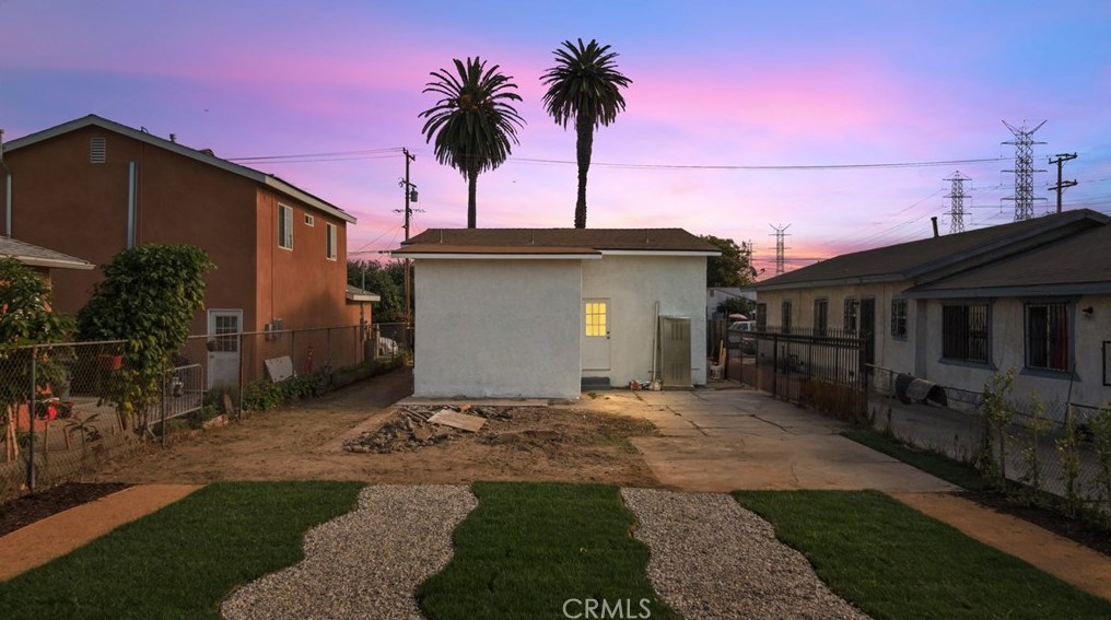 8917 Bandera St, Los Angeles CA  90002-1413 exterior
