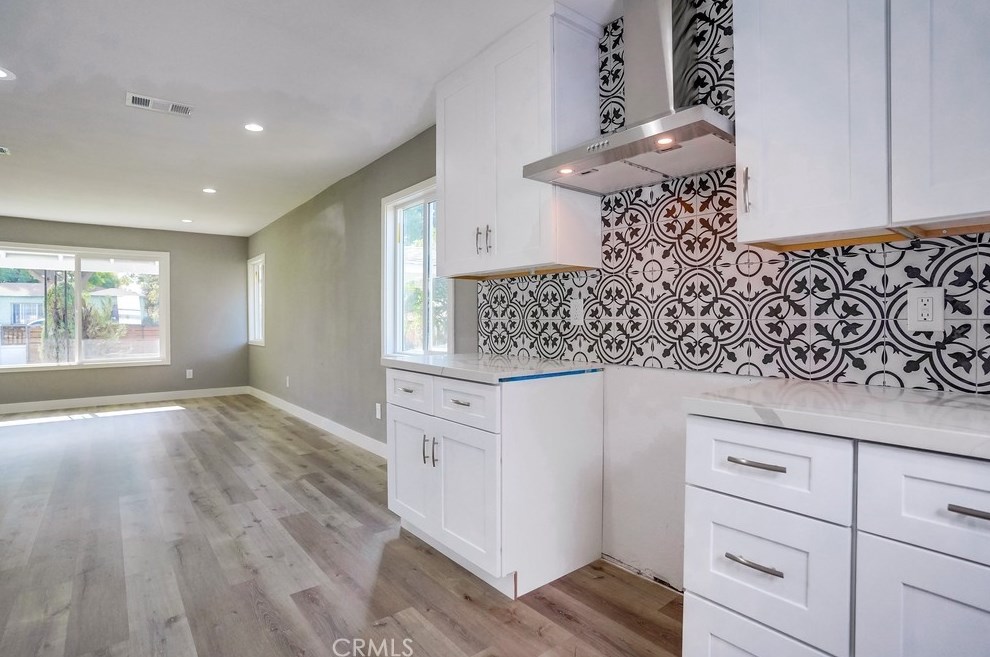 215 127th St, Los Angeles CA  90061-2714 exterior