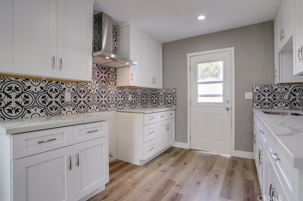 215 127th St, Los Angeles CA  90061-2714 exterior