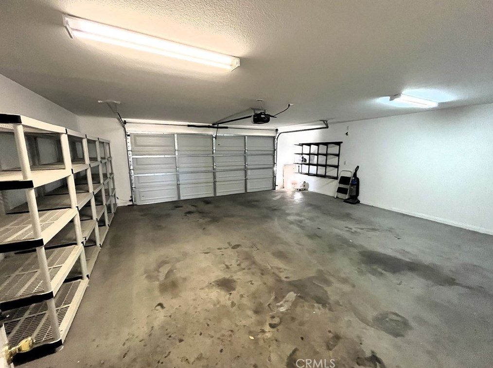7007 Alpine Ave, Twntynine Plm CA  92277-2903 exterior