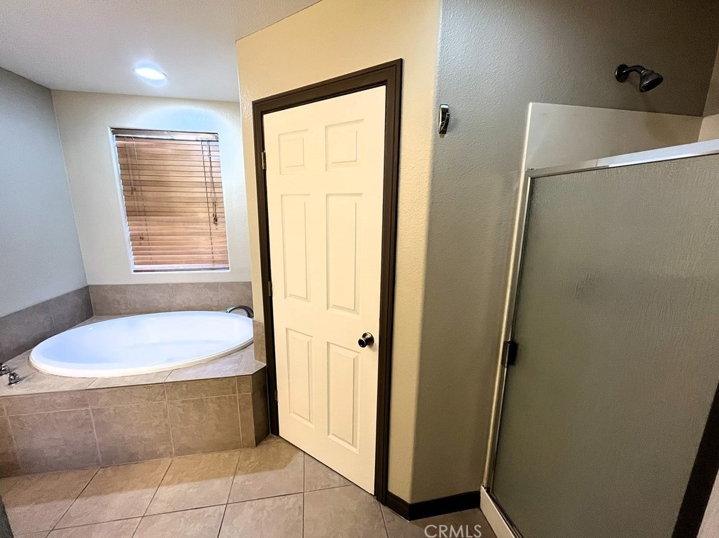 7007 Alpine Ave, Twntynine Plm CA  92277-2903 exterior