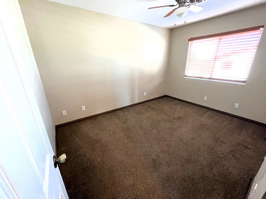 7007 Alpine Ave, Twntynine Plm CA  92277-2903 exterior