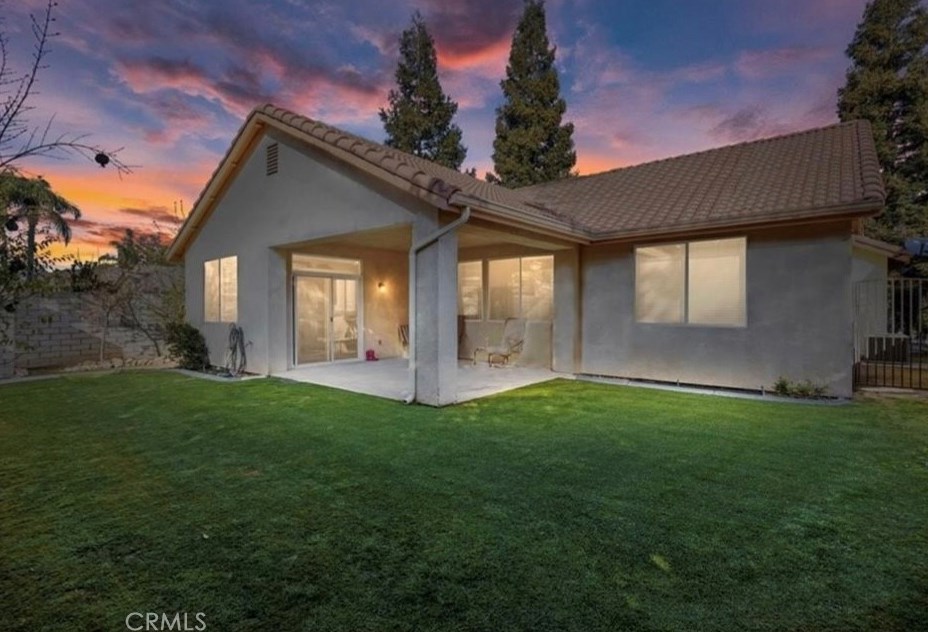 10017 Timeless Rose Ct, Bakersfield CA  93311-3730 exterior