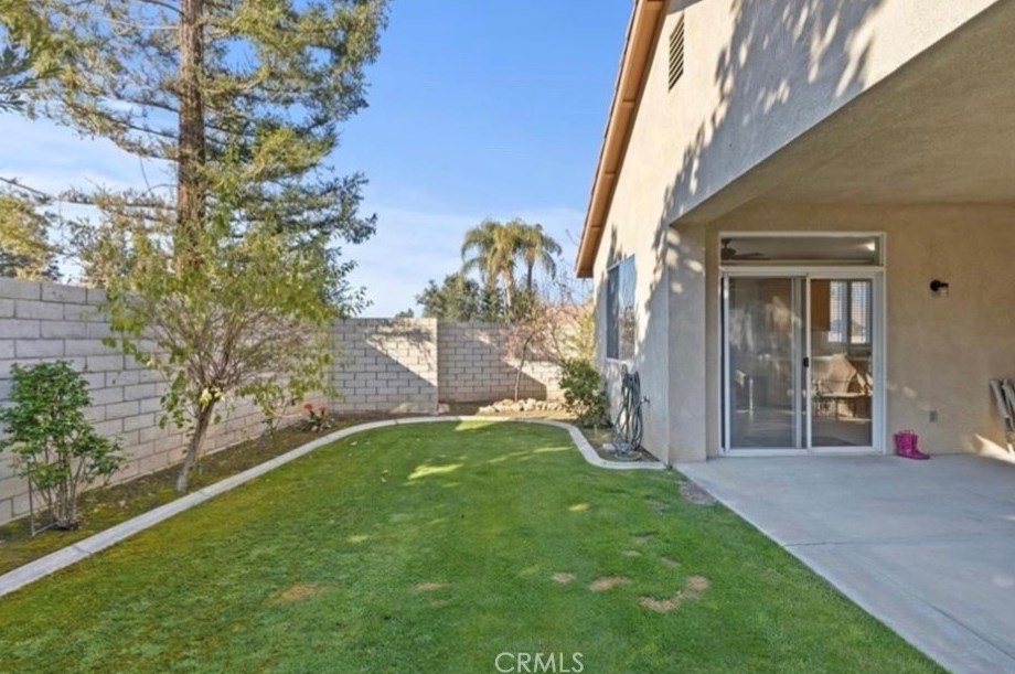 10017 Timeless Rose Ct, Bakersfield CA  93311-3730 exterior