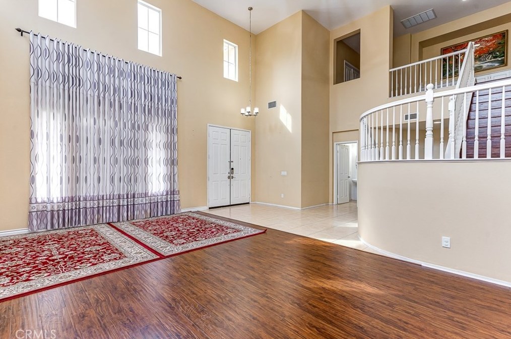 11147 Cornerstone Rd, Riverside CA  92503-0633 exterior