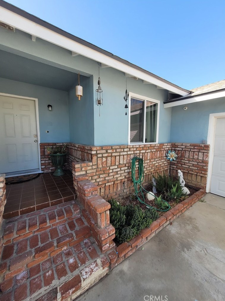 43865 Fig Ave, Lancaster CA  93534-5050 exterior