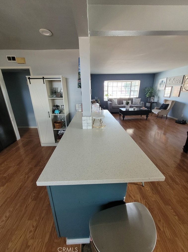 43865 Fig Ave, Lancaster CA  93534-5050 exterior