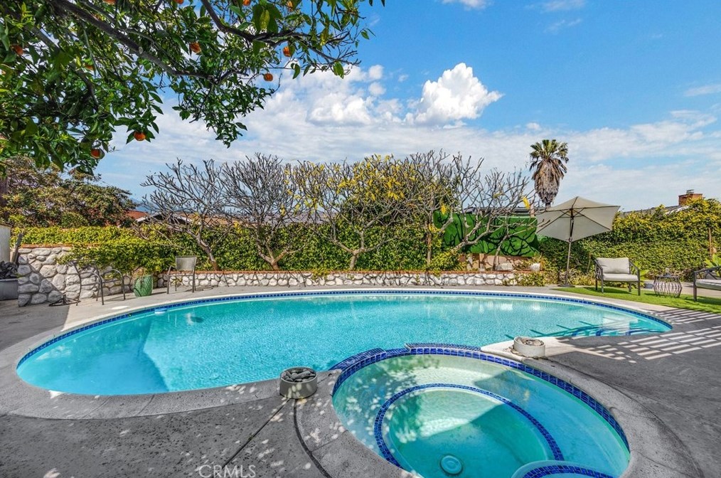 794 Shirley Dr, Orange CA  92867-7119 exterior