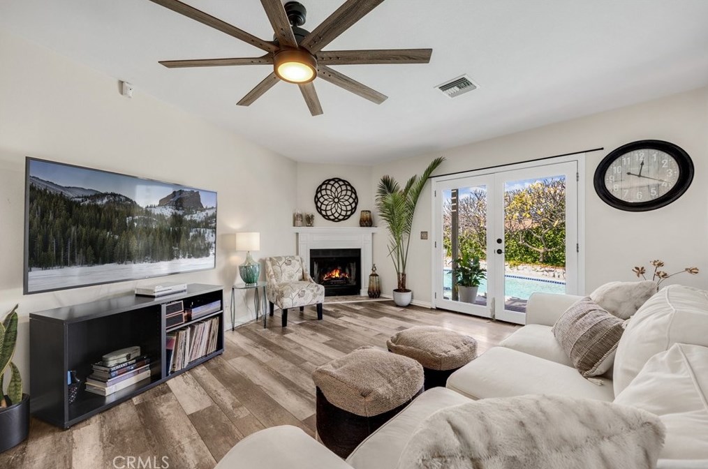 794 Shirley Dr, Orange CA  92867-7119 exterior