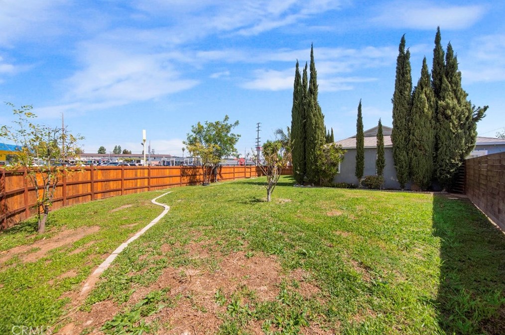14450 Leffingwell Rd, Whittier CA  90604-2967 exterior