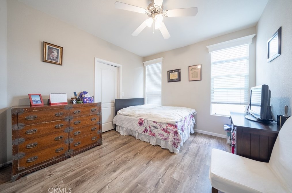 56 Maple Via, Anaheim CA  92801-1035 exterior