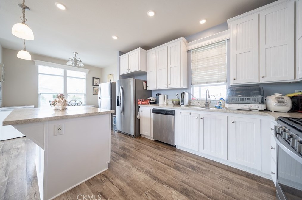 56 Maple Via, Anaheim CA  92801-1035 exterior