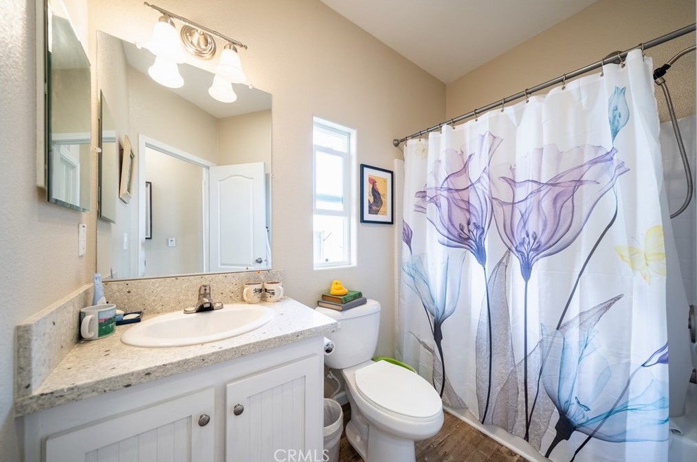 56 Maple Via, Anaheim CA  92801-1035 exterior