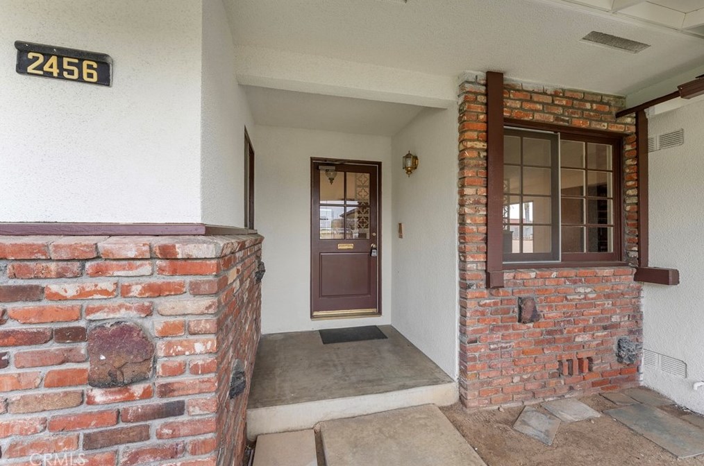 2456 Beechwood St, Orange CA  92865-2713 exterior