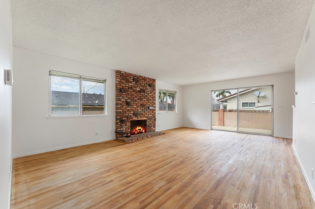 2456 Beechwood St, Orange CA  92865-2713 exterior