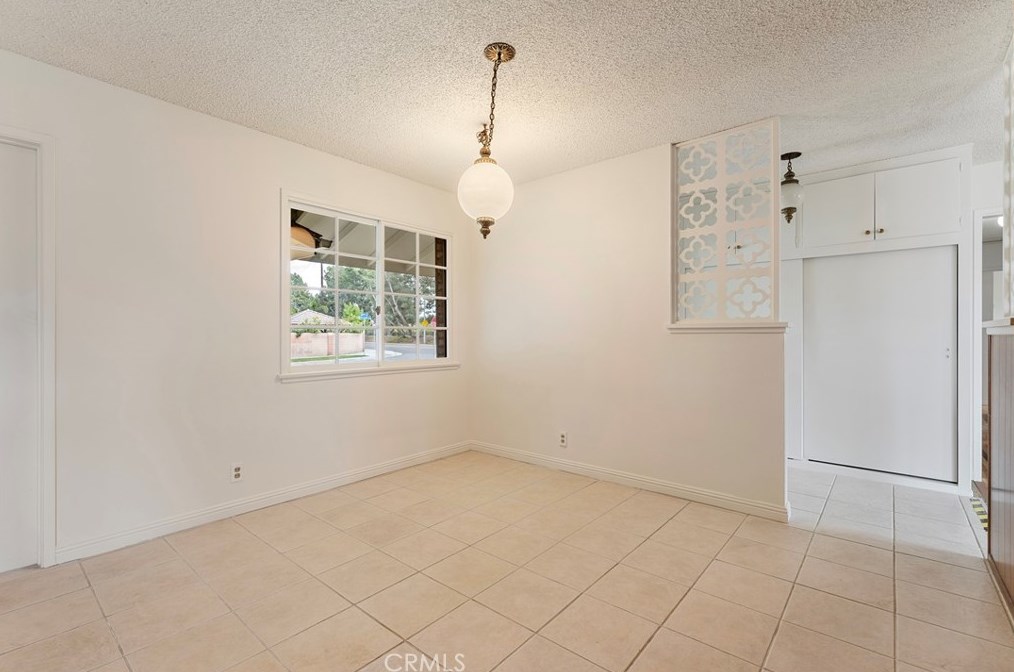 2456 Beechwood St, Orange CA  92865-2713 exterior