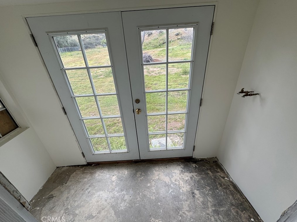 35255 Red Rover Mine Rd, Acton CA  93510-1173 exterior