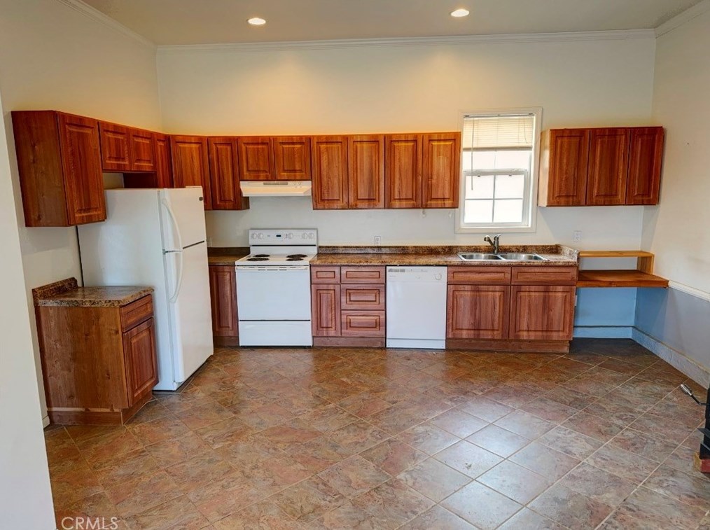 35255 Red Rover Mine Rd, Acton CA  93510-1173 exterior
