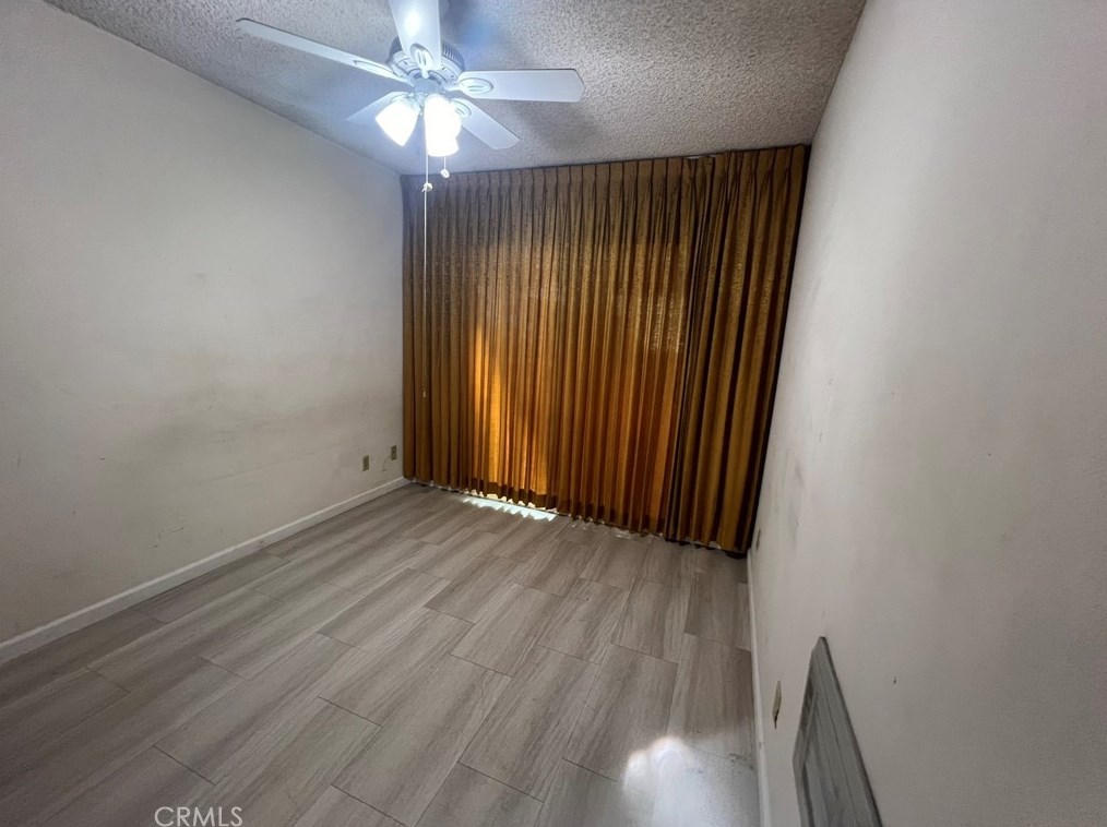 9908 Cedar St, Bellflower CA 90706-6910 exterior