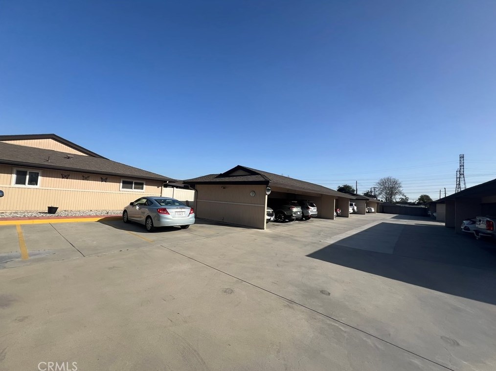 9908 Cedar St, Bellflower CA 90706-6910 exterior