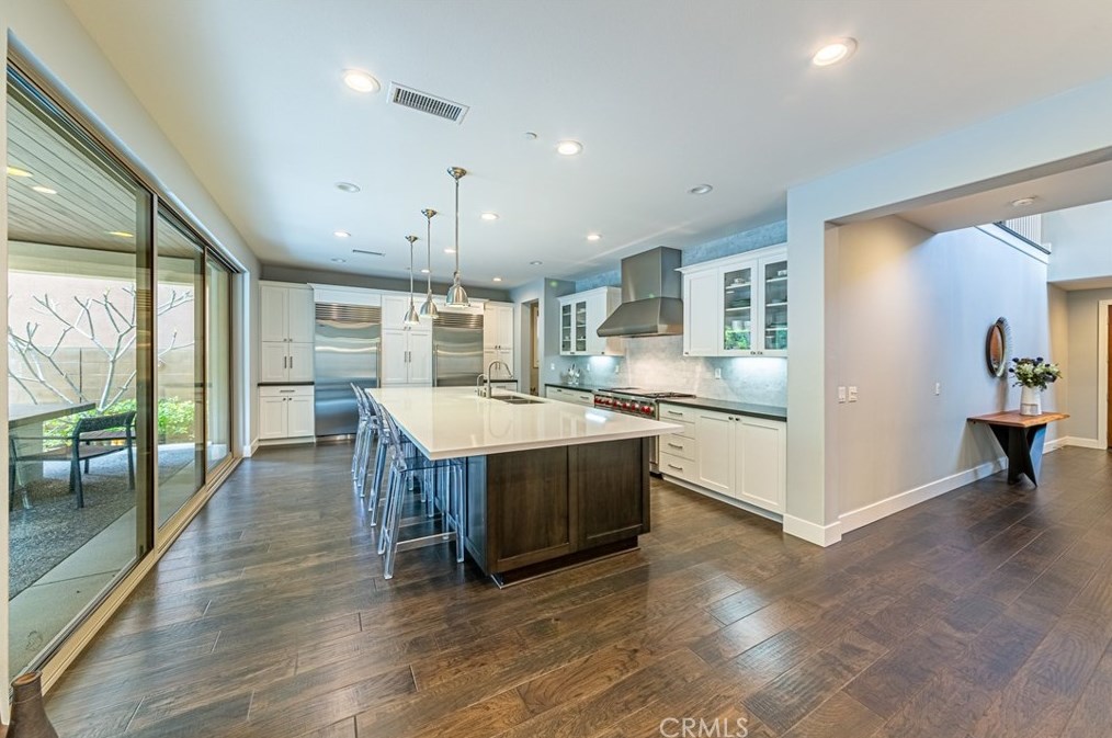 66 Gainsboro, Irvine CA  92620-2187 exterior