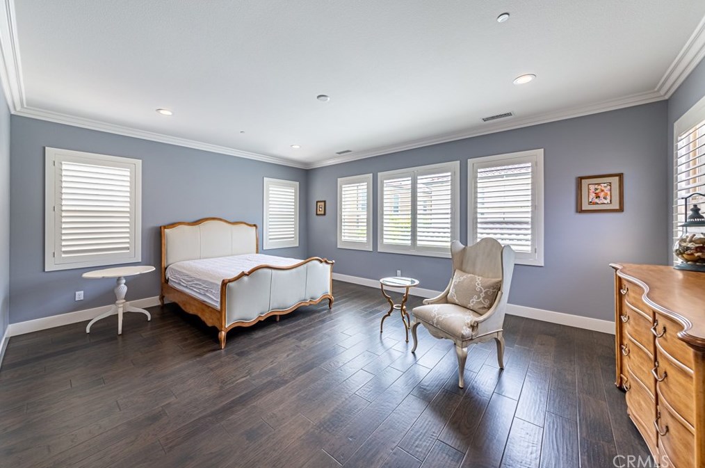 66 Gainsboro, Irvine CA  92620-2187 exterior
