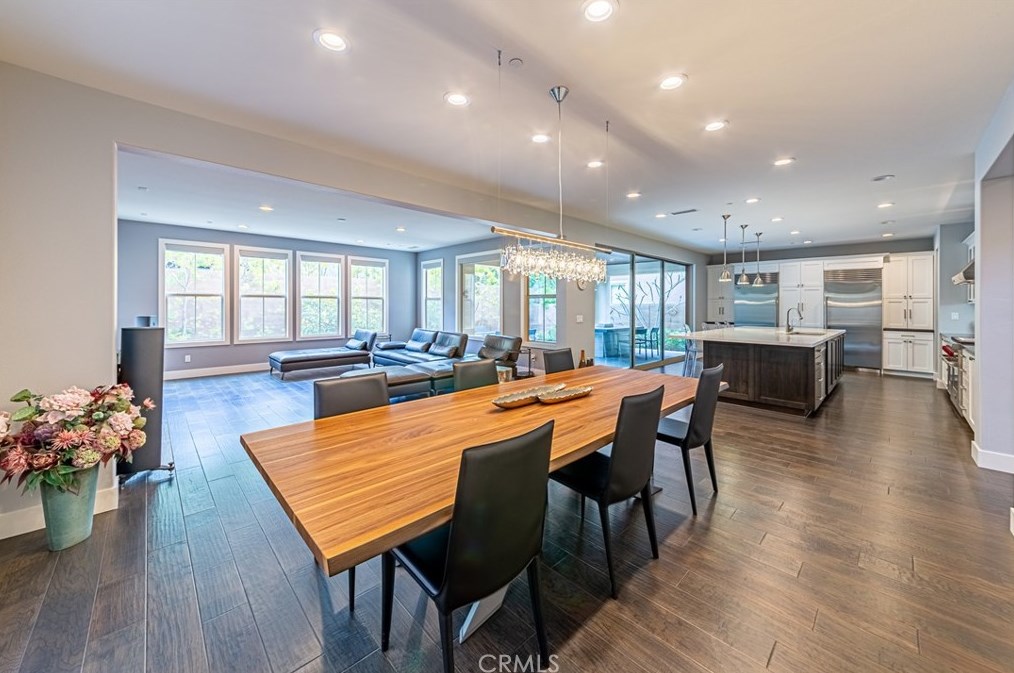 66 Gainsboro, Irvine CA  92620-2187 exterior