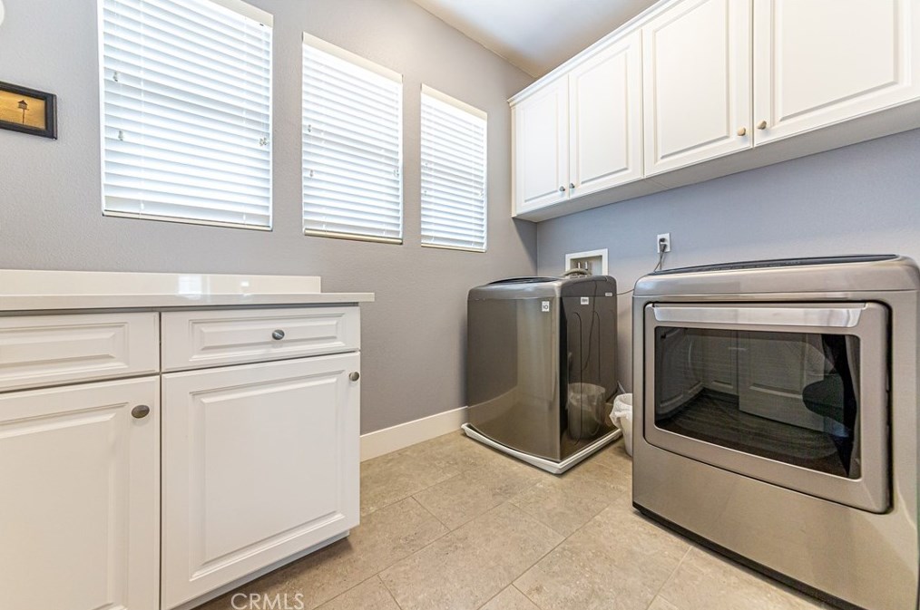 66 Gainsboro, Irvine CA  92620-2187 exterior
