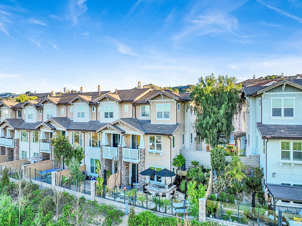 18646 Clubhouse Dr, Yorba Linda CA  92886-7057 exterior