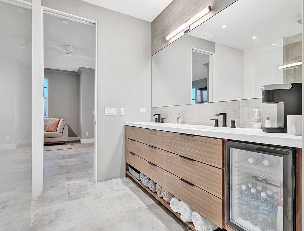 18646 Clubhouse Dr, Yorba Linda CA  92886-7057 exterior