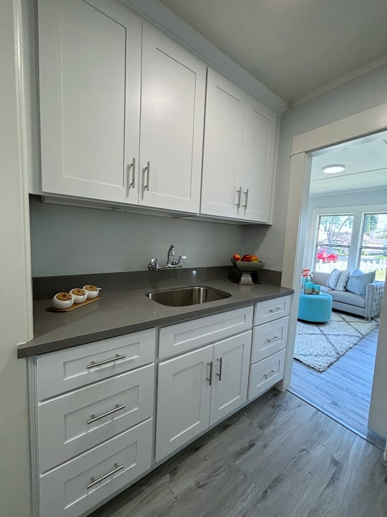 9841 Walnut St, Bellflower CA 90706-5644 exterior