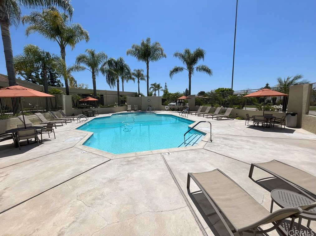 692 Forest Lake Dr, Brea CA 92821-2850 exterior