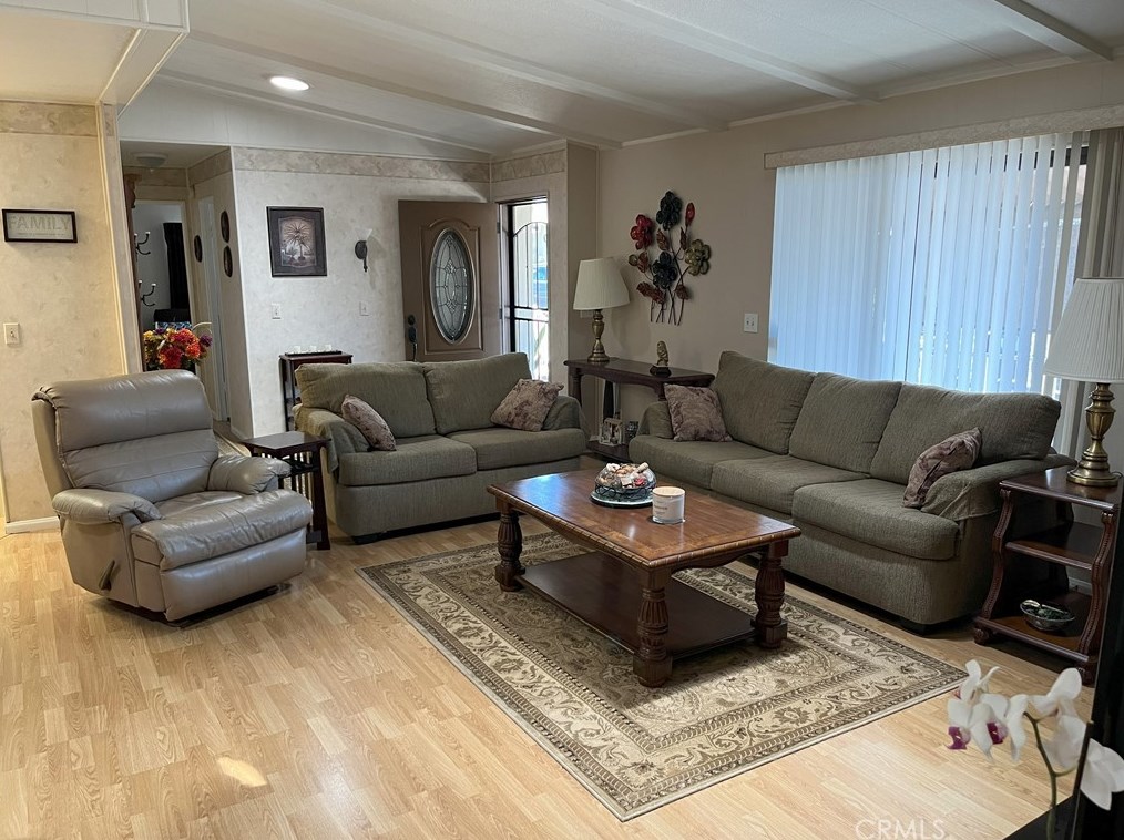 692 Forest Lake Dr, Brea CA 92821-2850 exterior