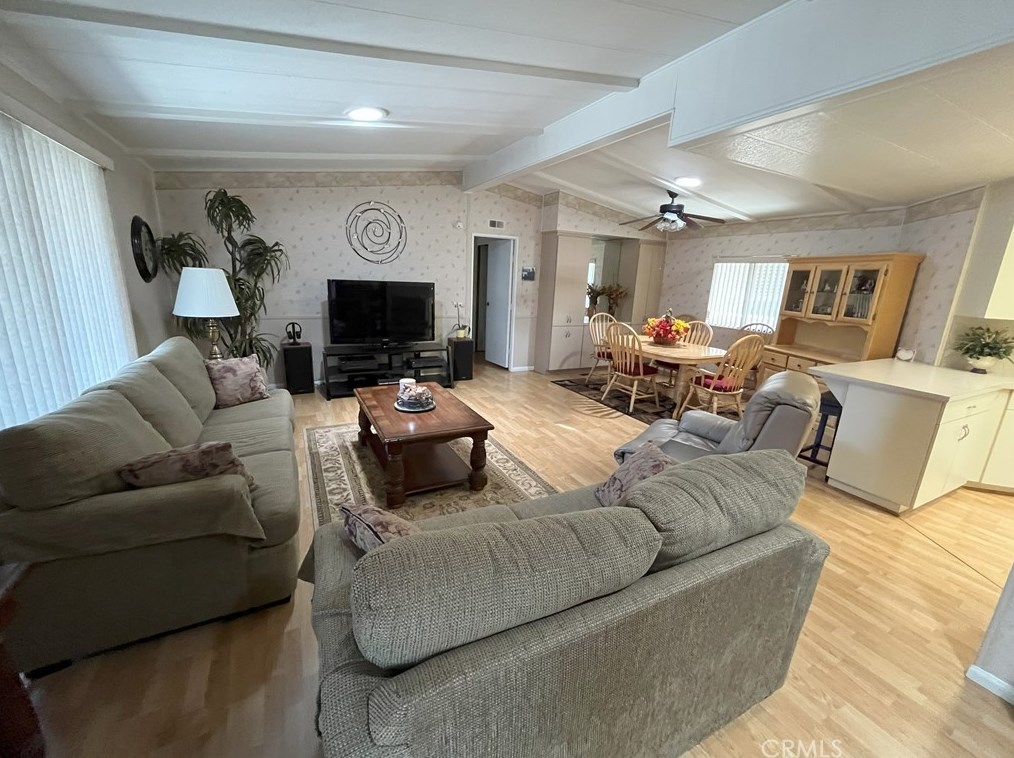 692 Forest Lake Dr, Brea CA 92821-2850 exterior