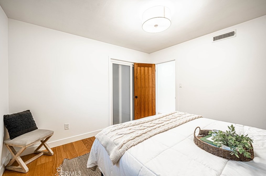 1611 Raymond Ave, Fullerton CA 92831-3820 exterior