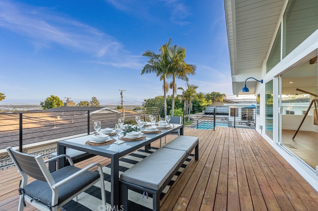 1611 Raymond Ave, Fullerton CA 92831-3820 exterior