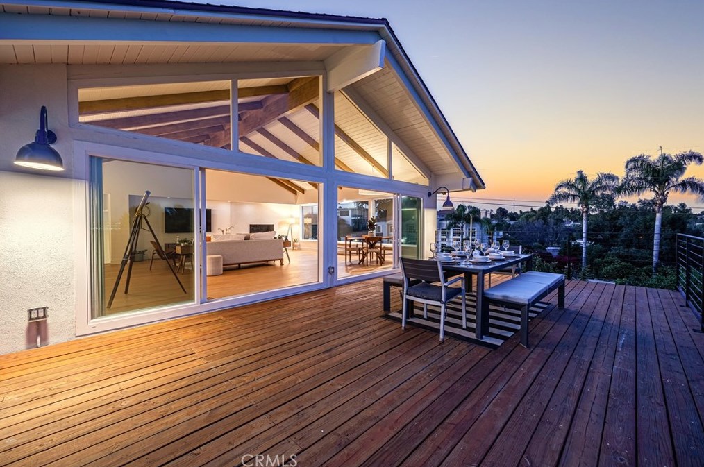 1611 Raymond Ave, Fullerton CA 92831-3820 exterior