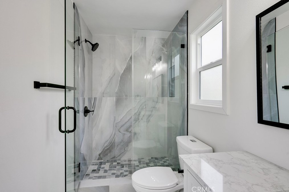 6733 Via Arroyo Dr, Buena Park CA  90620-4112 exterior